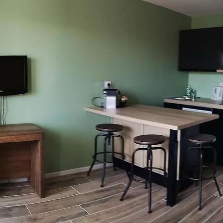 Au Pied Des Pistes Avec Parking Entierement Renove Apartman Huez Kültér fotó