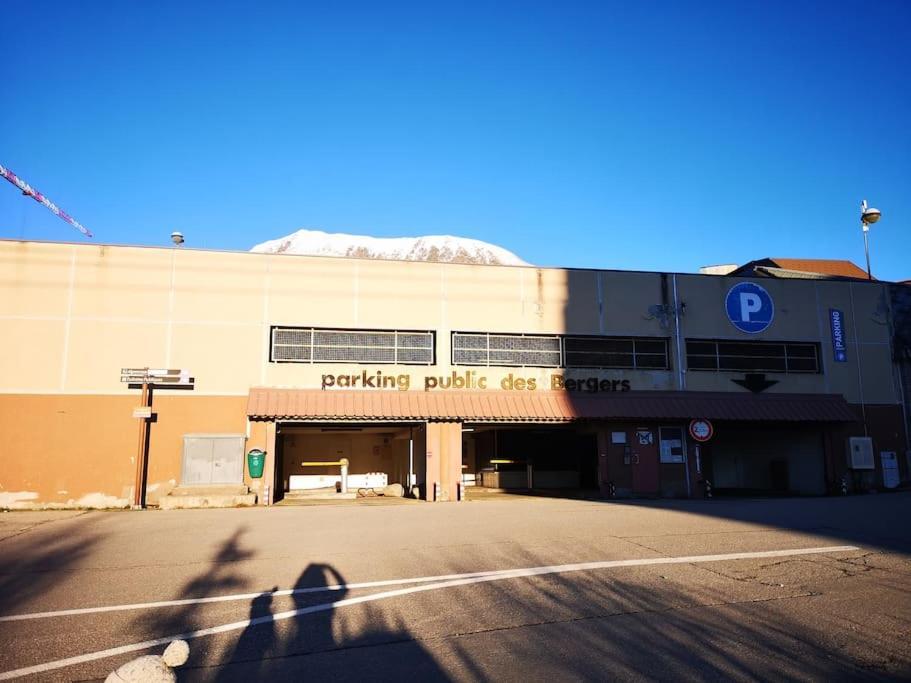 Au Pied Des Pistes Avec Parking Entierement Renove Apartman Huez Kültér fotó