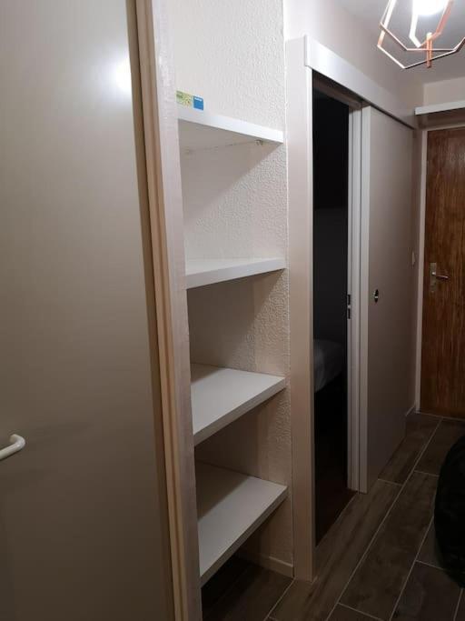 Au Pied Des Pistes Avec Parking Entierement Renove Apartman Huez Kültér fotó